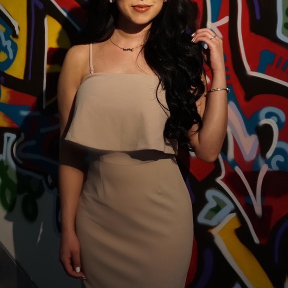 Nude midi dress - Picture 4 of 4